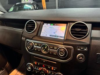 LAND ROVER DISCOVERY 4 3.0 SD V6 Graphite SUV 5dr Diesel Auto 4WD Euro 6 (s/s) (256 bhp