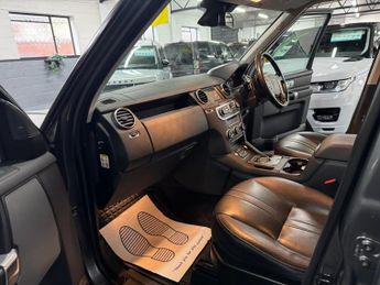 LAND ROVER DISCOVERY 4 3.0 SD V6 Graphite SUV 5dr Diesel Auto 4WD Euro 6 (s/s) (256 bhp