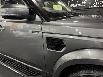 LAND ROVER DISCOVERY 4 3.0 SD V6 Graphite SUV 5dr Diesel Auto 4WD Euro 6 (s/s) (256 bhp