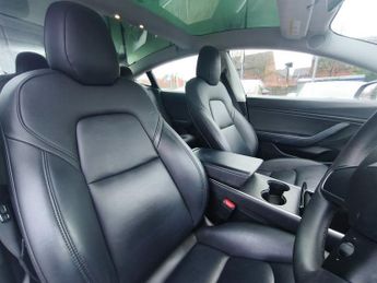 TESLA Model 3 Standard Range Plus Saloon 4dr Electric Auto RWD (241 bhp)