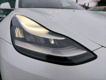 TESLA Model 3 Standard Range Plus Saloon 4dr Electric Auto RWD (241 bhp)