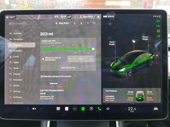 TESLA Model 3 Standard Range Plus Saloon 4dr Electric Auto RWD (241 bhp)