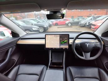 TESLA Model 3 Standard Range Plus Saloon 4dr Electric Auto RWD (241 bhp)