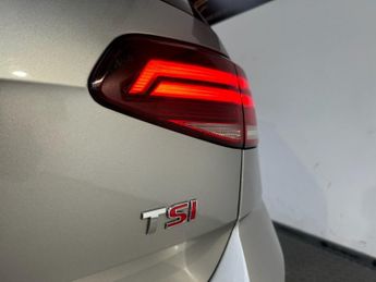 VOLKSWAGEN GOLF 1.4 TSI SE Nav Hatchback 5dr Petrol DSG Euro 6 (s/s) (125 ps)