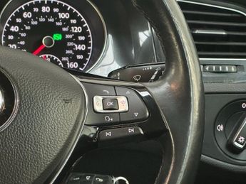 VOLKSWAGEN GOLF 1.4 TSI SE Nav Hatchback 5dr Petrol DSG Euro 6 (s/s) (125 ps)