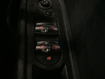 MINI COUNTRYMAN 1.5 Cooper Classic SUV 5dr Petrol Steptronic Euro 6 (s/s) (136 p