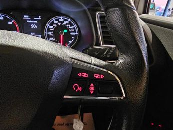 SEAT LEON 1.6 TDI CR SE Sport Coupe 3dr Diesel DSG Euro 5 (s/s) (105 ps)