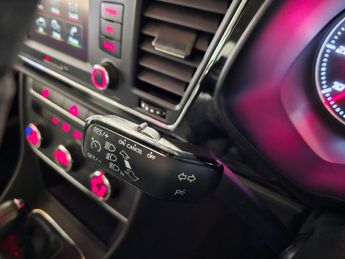 SEAT LEON 1.6 TDI CR SE Sport Coupe 3dr Diesel DSG Euro 5 (s/s) (105 ps)