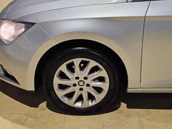 SEAT LEON 1.6 TDI CR SE Sport Coupe 3dr Diesel DSG Euro 5 (s/s) (105 ps)