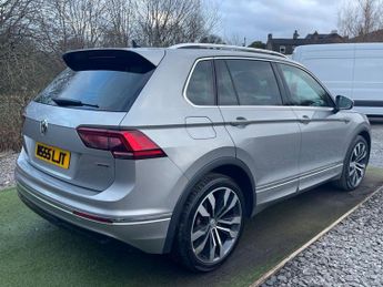 VOLKSWAGEN TIGUAN 2.0 TDI R-Line SUV 5dr Diesel DSG 4Motion Euro 6 (s/s) (150 ps)