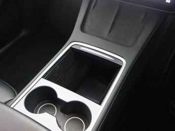 TESLA MODEL Y (Dual Motor) Long Range SUV 5dr Electric Auto 4WDE (384 bhp)