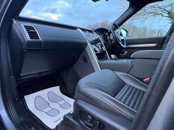 LAND ROVER DISCOVERY 3.0 Discovery Dynamic HSE D MHEV A 4WD 5dr 5 SEATER