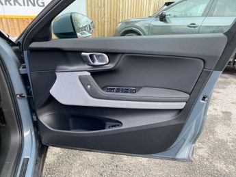 POLESTAR POLESTAR 2 Dual Motor 78kWh Long Range Fastback 5dr Electric Auto 4WDE (408