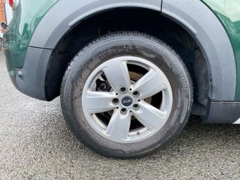 MINI COUNTRYMAN 1.5 Cooper Classic SUV 5dr Petrol Steptronic Euro 6 (s/s) (136 p