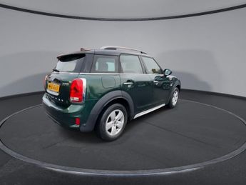 MINI COUNTRYMAN 1.5 Cooper Classic SUV 5dr Petrol Steptronic Euro 6 (s/s) (136 p