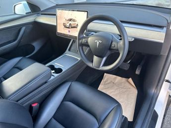 TESLA MODEL Y (Dual Motor) Long Range SUV 5dr Electric Auto 4WDE (384 bhp)