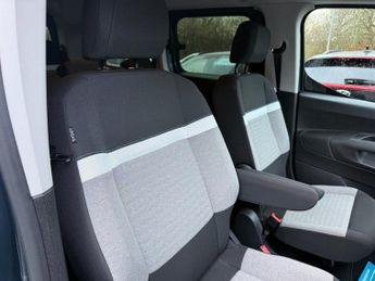 CITROEN E-BERLINGO 52kWh PLUS XL MPV 5dr Electric Auto (7.4kW Charger) (136 ps)