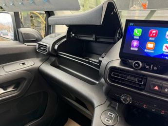 CITROEN E-BERLINGO 52kWh PLUS XL MPV 5dr Electric Auto (7.4kW Charger) (136 ps)