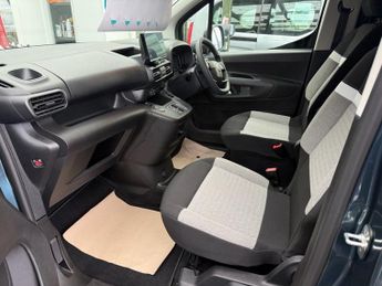 CITROEN E-BERLINGO 52kWh PLUS XL MPV 5dr Electric Auto (7.4kW Charger) (136 ps)