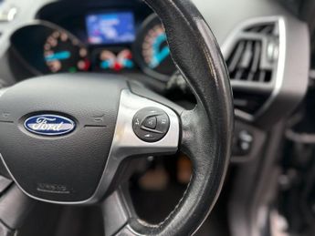 FORD KUGA 2.0 TDCi Titanium X SUV 5dr Diesel Powershift AWD Euro 6 (s/s) (