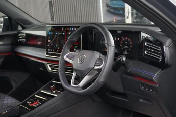 VOLKSWAGEN TIGUAN 1.5 TSI eHybrid 19.7kWh R-Line SUV 5dr Petrol Plug-in Hybrid DSG