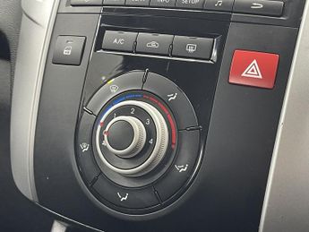 KIA VENGA 1.6 2 MPV 5dr Petrol Auto Euro 5 (123 bhp)