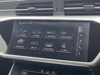 AUDI A6 AVANT 2.0 TDI 40 Black Edition Estate 5dr Diesel S Tronic Euro 6 (s/s)