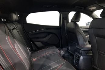 FORD MUSTANG MACH-E Standard Range 70kWh SUV 5dr Electric Automatic AWD (269 ps) 360