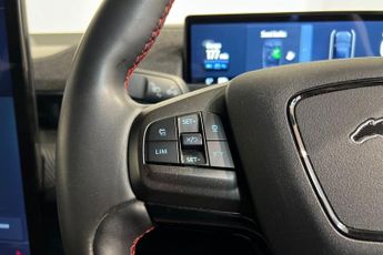 FORD MUSTANG MACH-E Standard Range 70kWh SUV 5dr Electric Automatic AWD (269 ps) 360