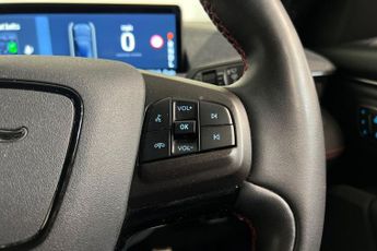 FORD MUSTANG MACH-E Standard Range 70kWh SUV 5dr Electric Automatic AWD (269 ps) 360