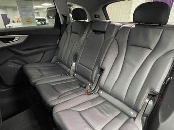 AUDI Q7 3.0 TDI V6 45 Sport SUV 5dr Diesel Tiptronic quattro Euro 6 (s/s