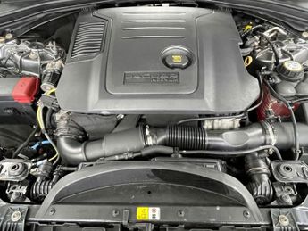 JAGUAR F-PACE 2.0 D200 MHEV S SUV 5dr Diesel Auto AWD Euro 6 (s/s) (204 ps)