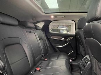 JAGUAR F-PACE 2.0 D200 MHEV S SUV 5dr Diesel Auto AWD Euro 6 (s/s) (204 ps)