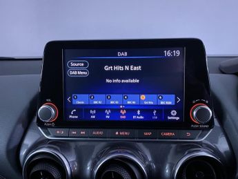 NISSAN JUKE 1.0 DIG-T N-Connecta SUV 5dr Petrol DCT Auto Euro 6 (s/s) (114 p