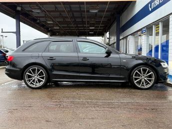 AUDI A4 AVANT 2.0 TDI Black Edition Estate 5dr Diesel Multitronic Euro 6 (s/s)