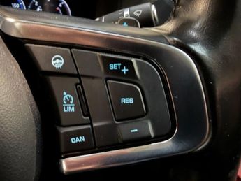 JAGUAR XF 2.0d R-Sport Saloon 4dr Diesel Auto Euro 6 (s/s) (180 ps)