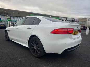 JAGUAR XE 2.0d R-Sport Saloon 4dr Diesel Auto Euro 6 (s/s) (163 ps)