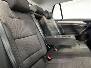 VOLKSWAGEN GOLF 1.6 TDI BlueMotion Tech Match Hatchback 5dr Diesel DSG Euro 5 (s