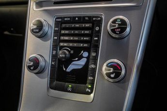 VOLVO XC60 2.0 D4 SE Nav SUV 5dr Diesel Auto Euro 6 (s/s) (190 ps)