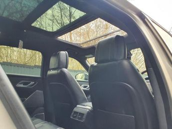 LAND ROVER RANGE ROVER VELAR 2.0 D240 R-Dynamic HSE SUV 5dr Diesel Auto 4WD Euro 6 (s/s) (240