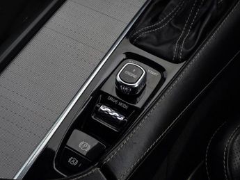 VOLVO V90 2.0 D5 PowerPulse R-Design Estate 5dr Diesel Auto AWD Euro 6 (s/