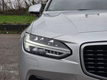 VOLVO V90 2.0 D5 PowerPulse R-Design Estate 5dr Diesel Auto AWD Euro 6 (s/