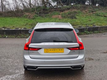 VOLVO V90 2.0 D5 PowerPulse R-Design Estate 5dr Diesel Auto AWD Euro 6 (s/