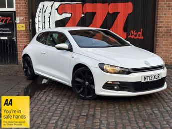 Volkswagen Scirocco 2.0 TDI R-Line Hatchback 3dr Diesel DSG Euro 5 (Leather, Nav) (1