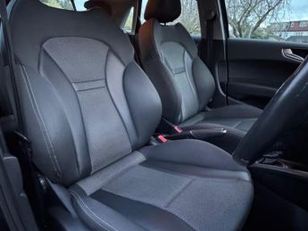 AUDI A1 1.0 TFSI Sport Sportback 5dr Petrol S Tronic Euro 6 (s/s) (Nav) 