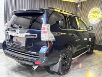 TOYOTA LAND CRUISER 2.8D Invincible X SUV 5dr Diesel Auto 4WD Euro 6 (7 Seats) (177 