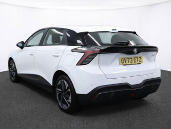 MG MG 4 64kWh SE Long Range Hatchback 5dr Electric Auto (203 ps)