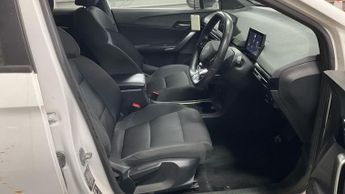 MG MG 4 64kWh SE Long Range Hatchback 5dr Electric Auto (203 ps)