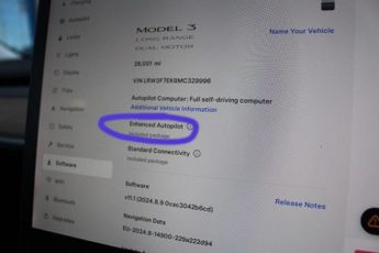 TESLA Model 3 (Dual Motor) Long Range Saloon 4dr Electric Auto 4WDE (346 ps)