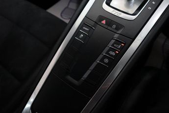 PORSCHE 718 CAYMAN 2.0T Coupe GPF 2dr Petrol PDK Euro 6 (s/s) (300 ps)